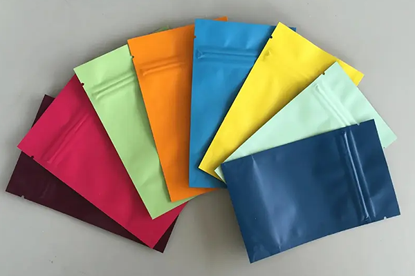 The Ultimate Guide to Cosmetic Bag Inserts: Elevating Your Makeup Brand’s Package and Appeal